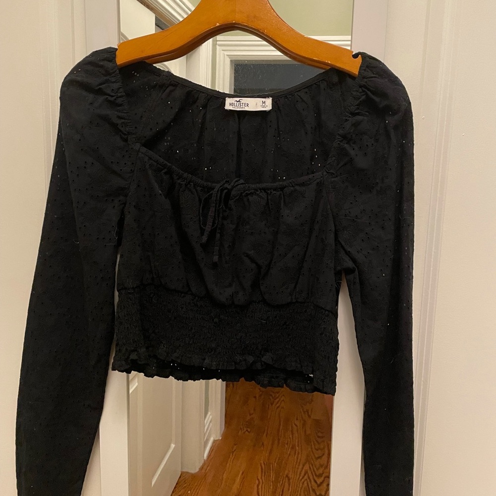 Hollister black embroidery crop top